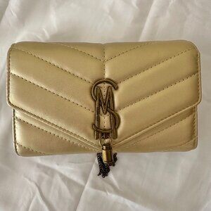 Steve Madden Wallet on Chain